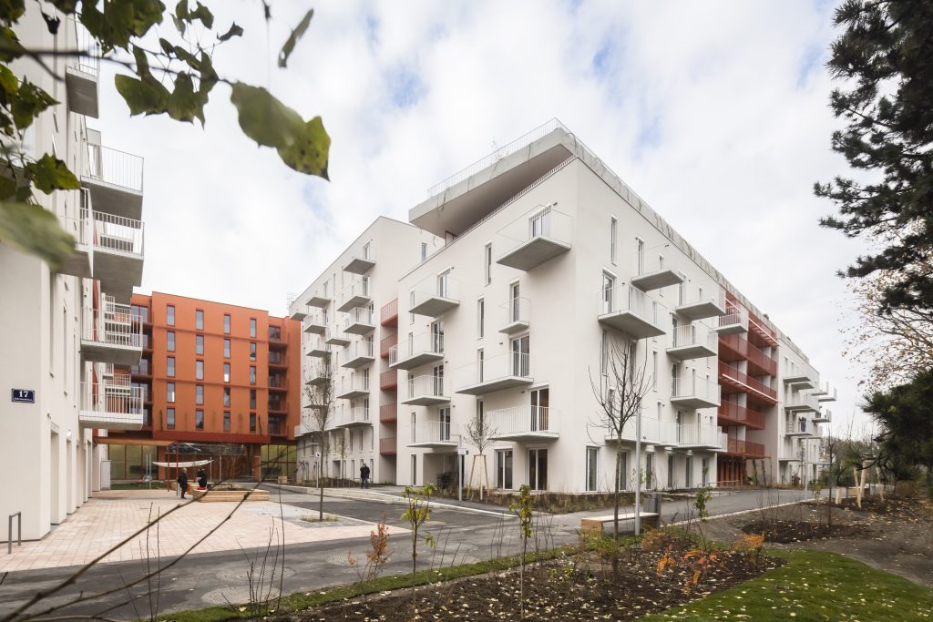 Die Wohnhausanlage Wiental-Terrassen in Wien-Penzing ist ein Paradebeispiel für die kluge Nutzung der thermischen Bauteilaktivierung. (Foto: Daniel Hawelka)
